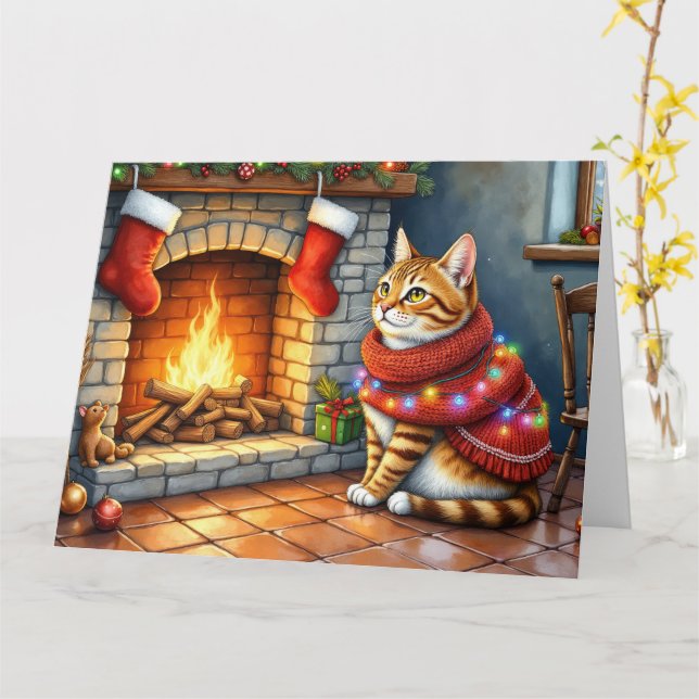 Cartão Cozy Abyssinian Cat by Fireplace Christmas Lights (Flor Amarela)