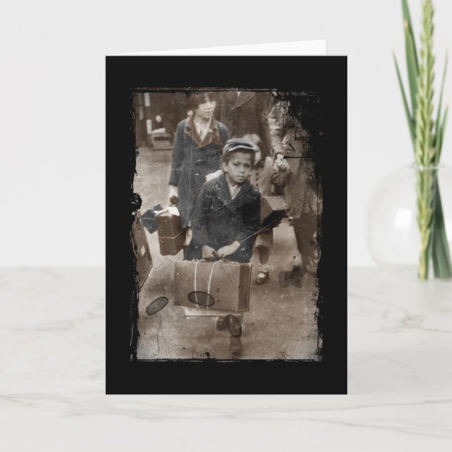 Cartão Criança Lugando uma Mala (Frente)