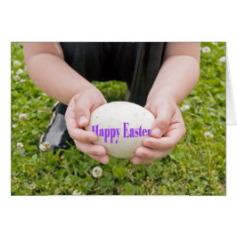 Cartão Criança Segurando Ovo De Páscoa