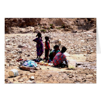 Cartão Crianças e caprinos