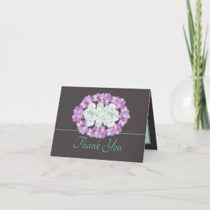 Cartão Crocus Roxos Elegantes e Rosas Brancas Obrigado