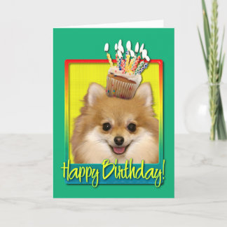 Cartão Cupcake de aniversário Pomeraniano