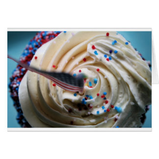 Cartão Cupcake glacé com bandeira americana