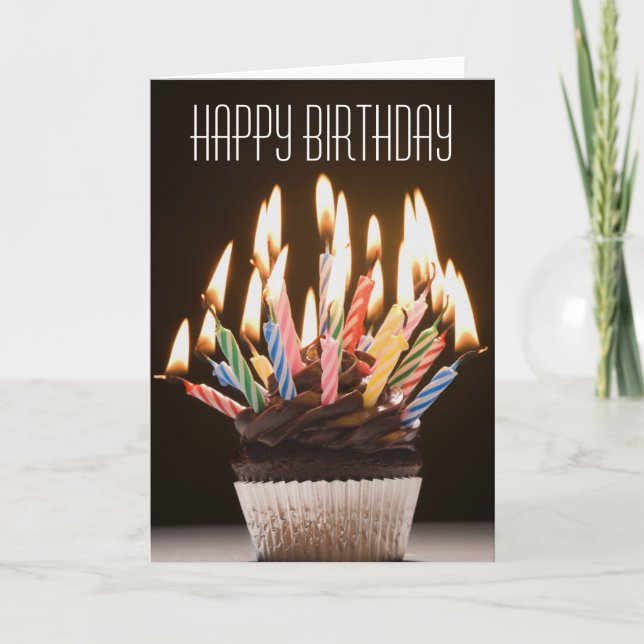 Cartão Cupcake with Birthday Candles Birthday Card (Frente)