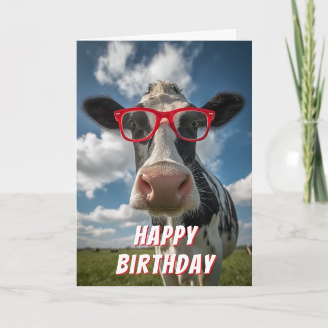 Cartão Cute Cow Happy Birthday (Frente)