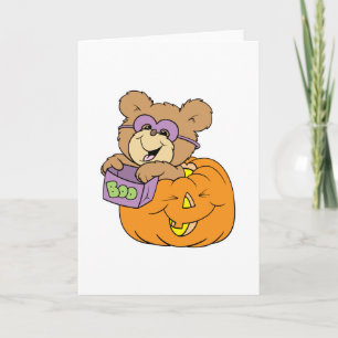 Cartão cute halloween teddy bear in pumpkin boo