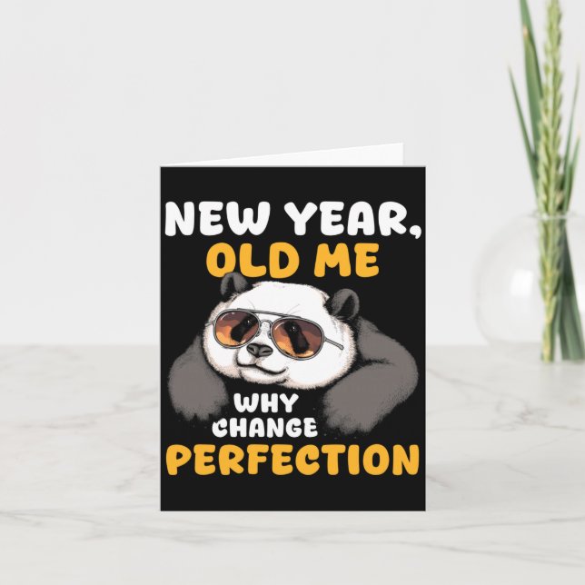 Cartão Cute Lazy Panda New Year Old Me 2026 Funny Sarcast (Frente)