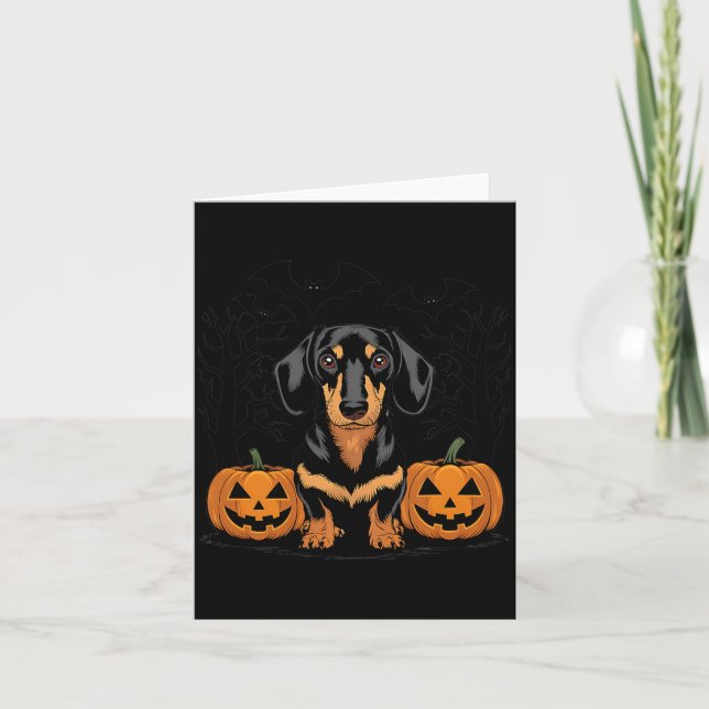 Cartão Dachshund Preto e Castanho de Halloween Com (Frente)