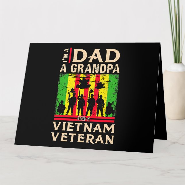 Cartão Dad Grandpa Vietnam Veteran Shirts veteran fathers (Frente)