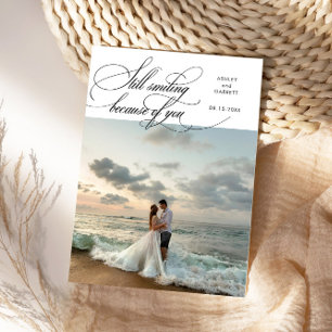 Cartão De Agradecimento Ainda Sorriso Elegante Foto de Casamento Branco