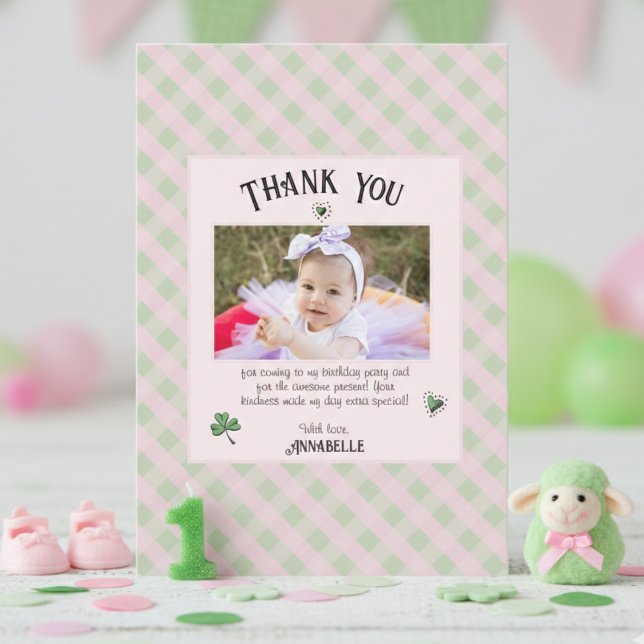 Cartão De Agradecimento Aniversário de criança rosa e verde irlandês (Pink St Patrick's Day First Birthday Thank You Card for Baby Girl. Irish Lucky One Card for Kids)