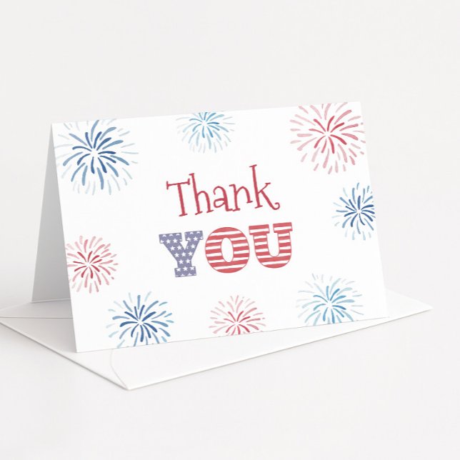 Cartão De Agradecimento Aniversário Patriótico Vermelho Branco e Azul de J (Red White and Blue fireworks thank you card design with USA flag detail)