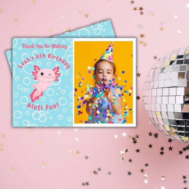 Cartão De Agradecimento Axolotl rosa-claro sob o mar Aniversário (Criador carregado)