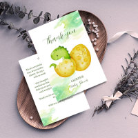 Bebê dinossauro verde em breve