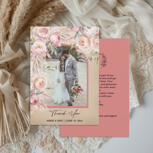 Cartão De Agradecimento Boho Blush Terracotta Arch Foto Monograma Casament (Boho blush pink floral, terracotta, and pampas grass arch-photo wedding thank you card)