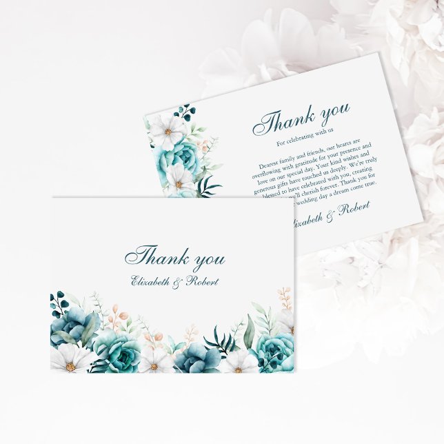 Cartão De Agradecimento Casamento de flores selvagens lacrimogêneas e esbr (Teal and Off-White Wildflowers Wedding Thank You Card on a white floral background.)