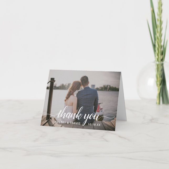 Cartão De Agradecimento Casamento de Foto com Letra Simples e Moderna (Frente)