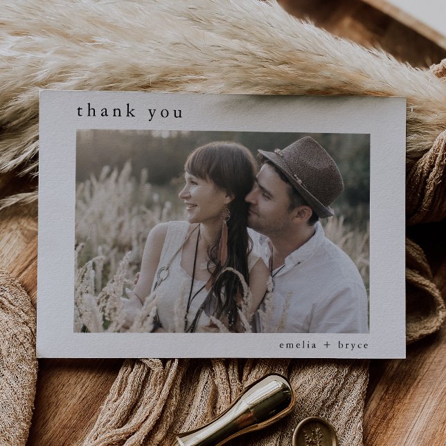 Cartão De Agradecimento Casamento de Foto Russo do Boho Negro Branco Plano (EMELIA Flat White Black Boho Rustic Photo Wedding Thank You Card)