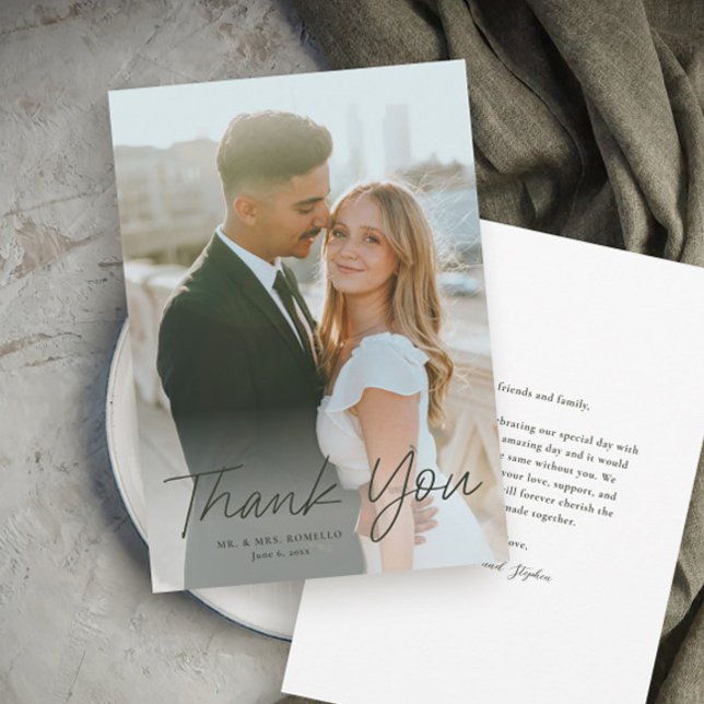 Cartão De Agradecimento Casamento de Fotografias Simples com Script Modern (Modern script photo wedding thank you card with full bleed photo typography overlay.)