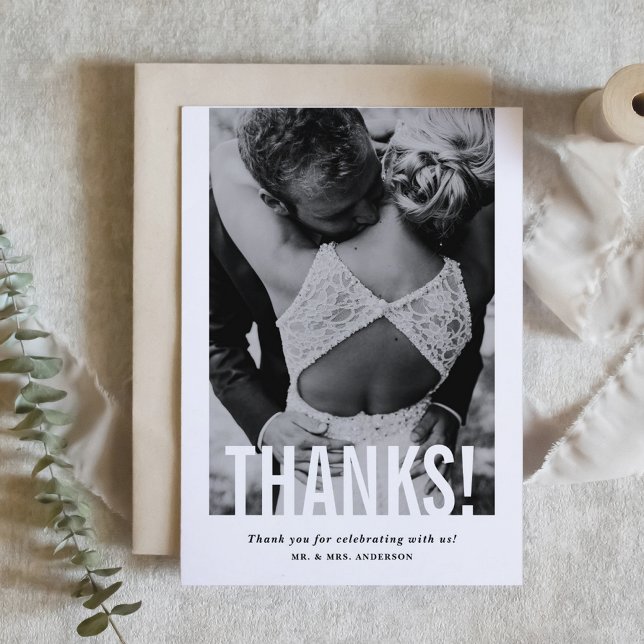 Cartão De Agradecimento Casamento de Fotografias Verticais com Sobreposiçã (Criador carregado)