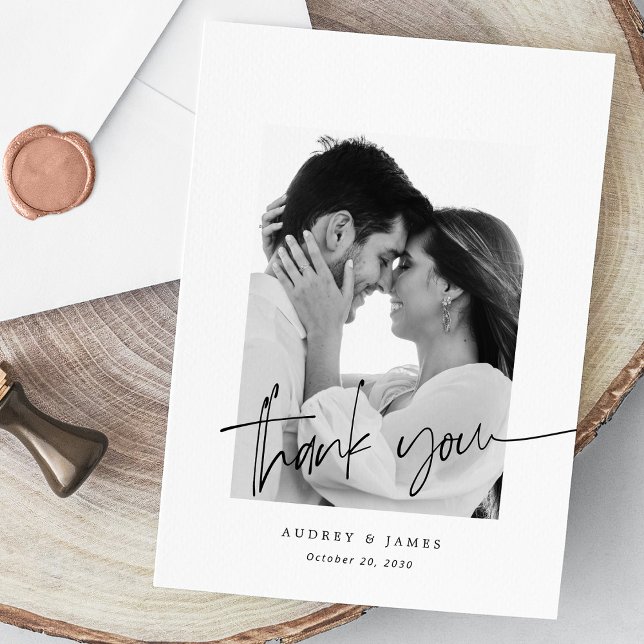Cartão De Agradecimento Casamento de Fotos Brancas com Letra Moderna Chic (Chic Hand Lettering_ Modern White Photo Wedding Thank You Card)