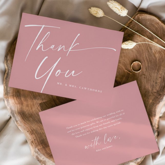 Cartão De Agradecimento Casamento de Script Elegante Moderno (Simple Modern handwritten Script Dusty Pink Wedding Thank You Card.)