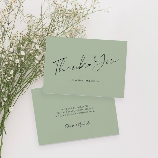 Cartão De Agradecimento Casamento em verde sálvia simples elegante script (Criador carregado)