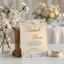 Casamento Flor de Cerejeira Branca e Letra Dourada
