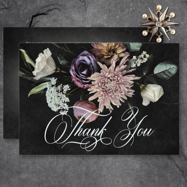 Cartão De Agradecimento Casamento Floral Misterioso Mudado Gótico Escuro (Dark Gothic Mysterious Muted Floral Wedding Thank You Card)