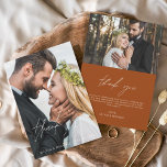 Cartão De Agradecimento Casamento Laranja Queimado Obrigado 2 Fotos<br><div class="desc">Manuscrito de casamento Obrigado Cartões que têm uma foto na frente e atrás. Os cartões Fall, Autumn, Primavera, Summer and Winter... contêm uma moderna tipografia cursiva escrita escrita escrita escrita escrita escrita escrita escrita escrita escrita com letra, elegante, simples e moderna, a ser usada depois de uma simples celebração minimalista...</div>