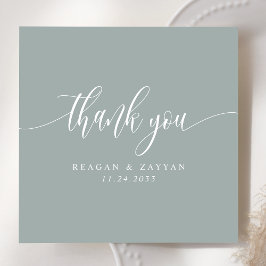 Cartão De Agradecimento Casamento Minimalista com Letra Dusty Sage