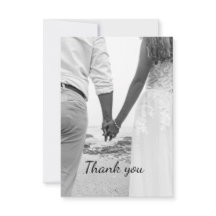 Casamento na praia em preto e branco obrigado