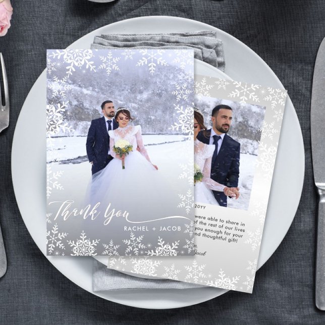 Cartão De Agradecimento Casamento no inverno Elegante Snowflakes e Script  (Criador carregado)