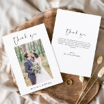 Cartão De Agradecimento Casamento Obrigado Foto Minimalista<br><div class="desc">Casamento romântico Obrigado Cartões que têm uma foto na frente e atrás. Os cartões de agradecimento contêm uma tipografia cursiva moderna,  escrita com letra de mão,  que é elegante,  simples e moderna para usar depois de você celebrar o dia de casamento simples e minimalista.</div>