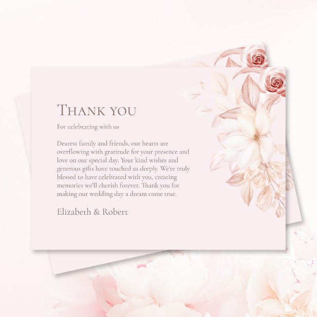 Cartão De Agradecimento Casamento Romântico de Rosas Rosa Pálidas (Romantic Pale Pink Roses Wedding Thank You Card on pink table with roses.)