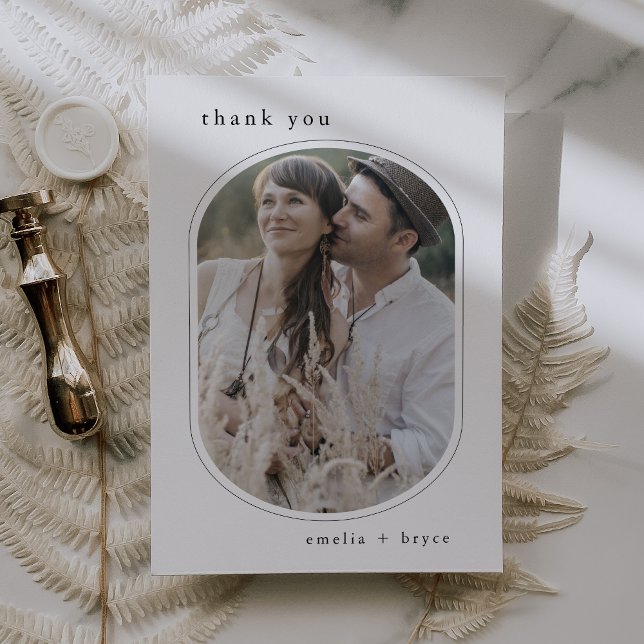 Cartão De Agradecimento Casamento Único de Fotos da EMELIA Flat Boho Minim (EMELIA Flat Boho Minimalist Unique Photo Wedding Thank You Card)
