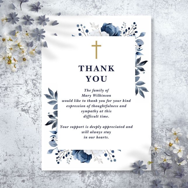 Cartão De Agradecimento Celebração Cristã de Vida Floral Azul Funeral (Blue Floral Christian Celebration Of Life Funeral Thank You Card)