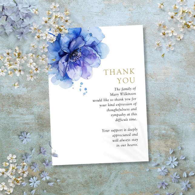 Cartão De Agradecimento Celebração de Vida Floral Azul em Aquarela Funeral (Watercolor Blue Floral Celebration Of Life Funeral Thank You Card)