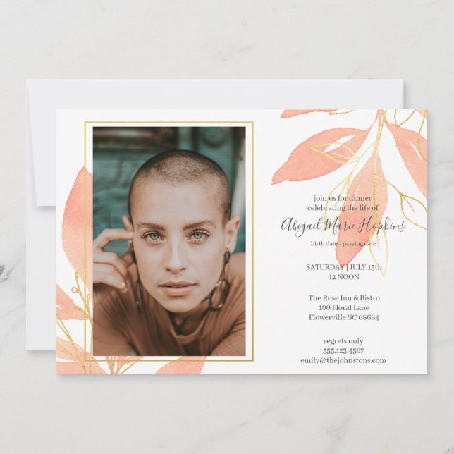 Cartão De Agradecimento Celebração floral do pêssego Dourado do funeral da (Frente)