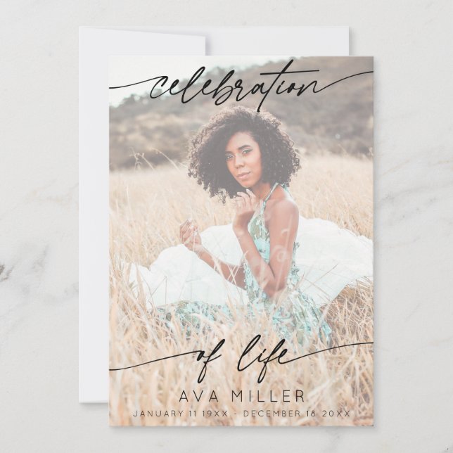 Cartão De Agradecimento Celebration of Life Script Funeral Photo | White (Frente)