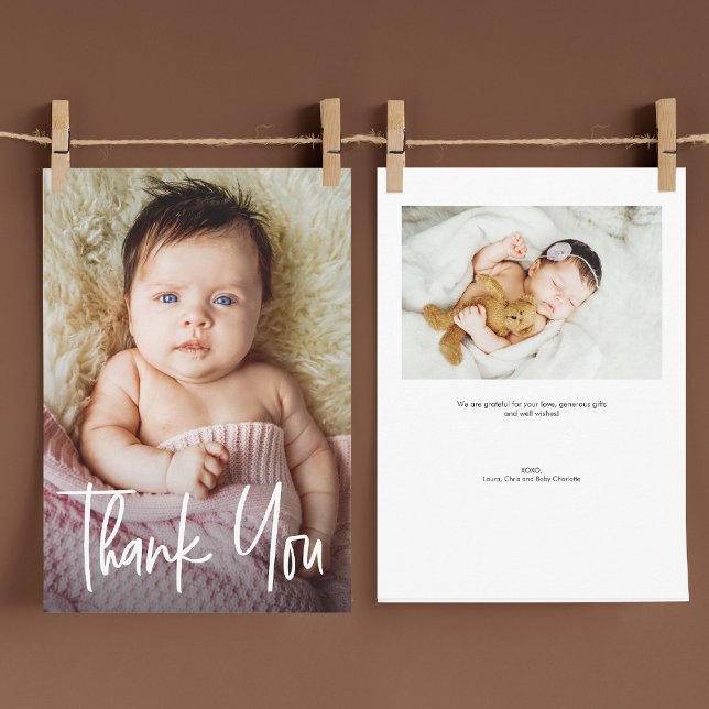 Cartão De Agradecimento Chá de fraldas de Fotografias Modernas para a Hand (Baby girl baby shower thank you 2 photo card templates with wording.)