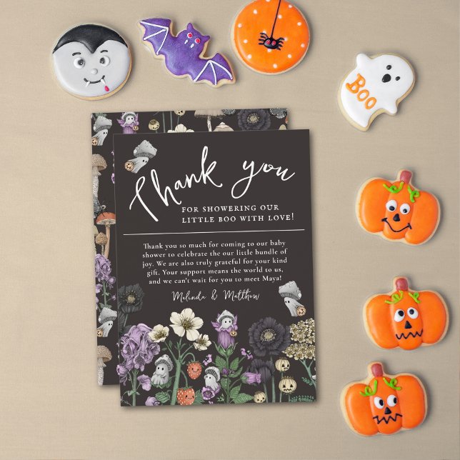 Cartão De Agradecimento Chá de fraldas de Halloween Fantasma Floral Bonito (Black Halloween Baby Shower Thank you cards with mushroom ghosts and flowers. )