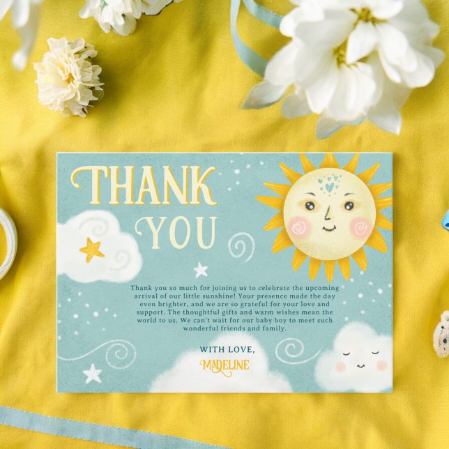 Cartão De Agradecimento Chá de fraldas de Sol e Nuvens Retrobalísticos (Retro whimsical Sun and Clouds baby shower Thank You Card)