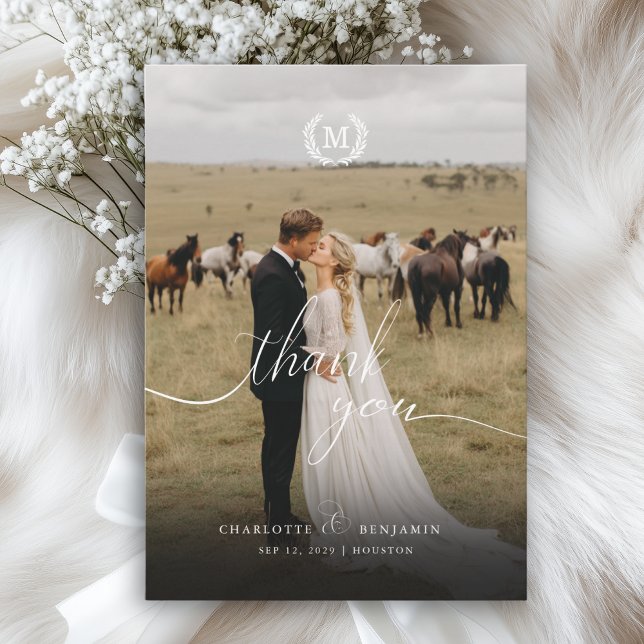 Cartão De Agradecimento Crista de Monograma Elegante 2 Foto (Elegant Crest Monogram 2 Photo Thank You Card)