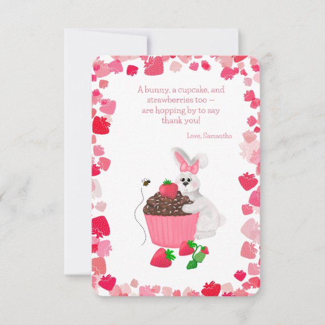 Cartão De Agradecimento Cupcake de Morango com Abraço de Coelhinho Fofo de (Frente)