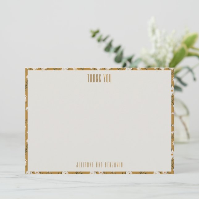 Cartão De Agradecimento Custom Mustard Yellow Daisy Flowers Wedding Names (Em pé/Frente)