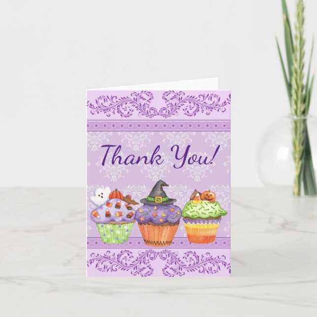 Cartão De Agradecimento Cute Halloween Cupcakes on Pretty Purple Damask (Frente)
