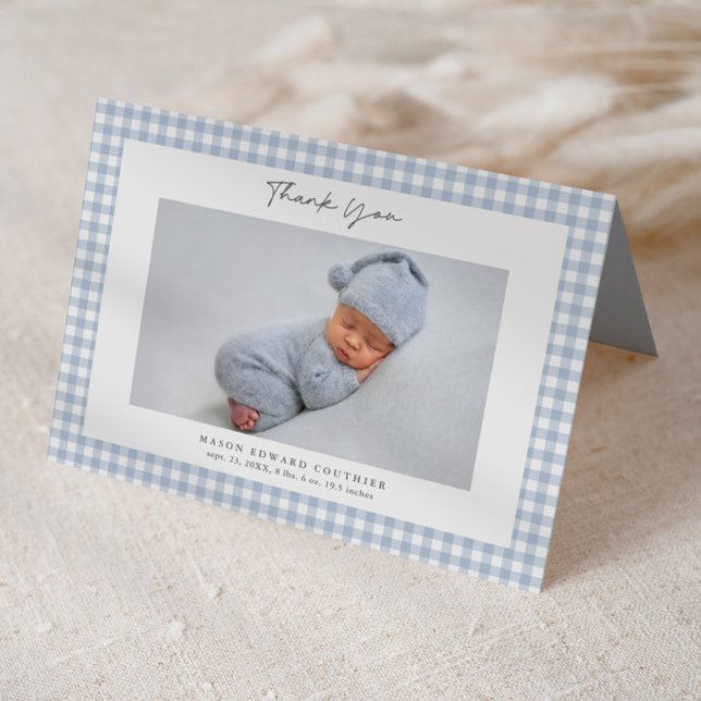 Cartão de agradecimento de foto de meninos com pad (Blue Gingham Check Baby Boys Photo Thank You Note Cards.)
