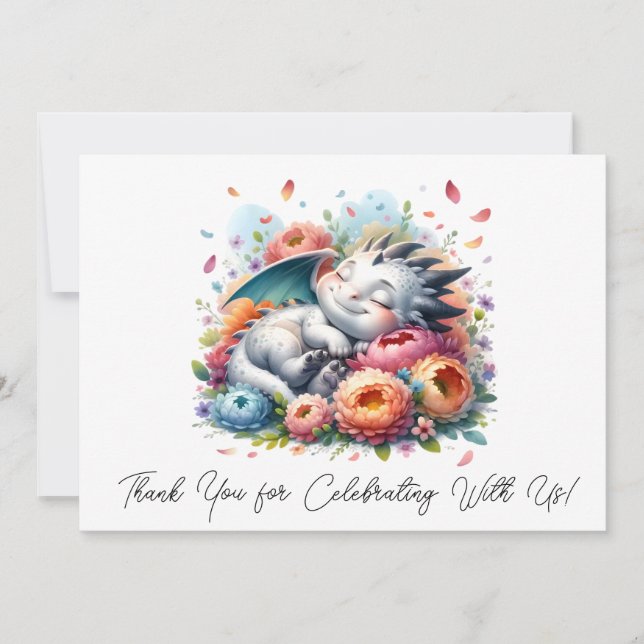 Cartão De Agradecimento Dragão Bebê Dormindo Em Uma Cama De Flores Obrigad (Frente)