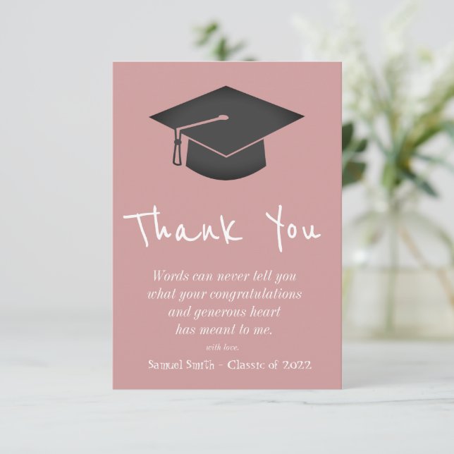 Cartão De Agradecimento Dusty Pink Handwriting Cap and Tassel Graduation   (Em pé/Frente)